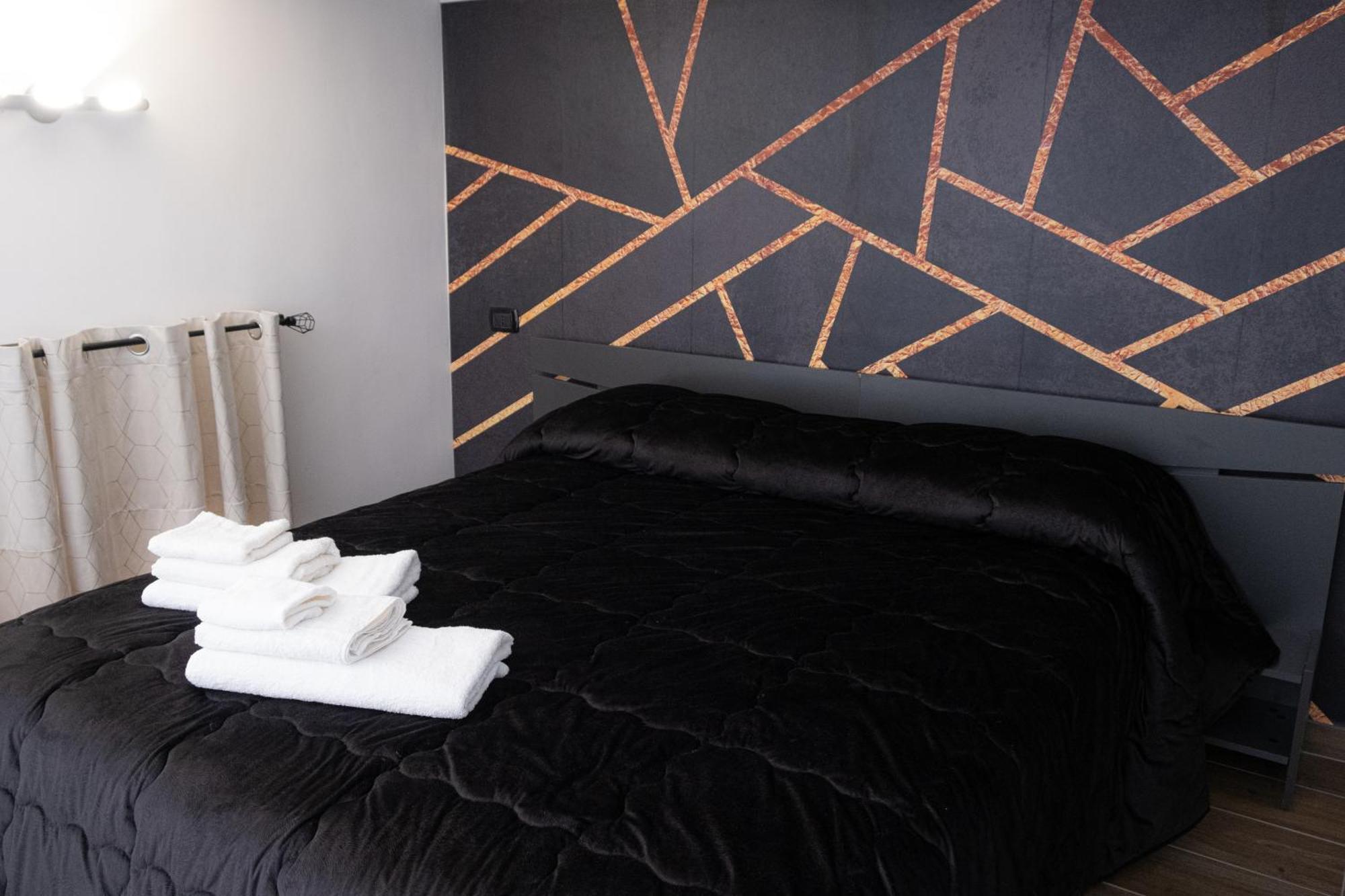 Napoli Center Suite Palmentieri Extérieur photo